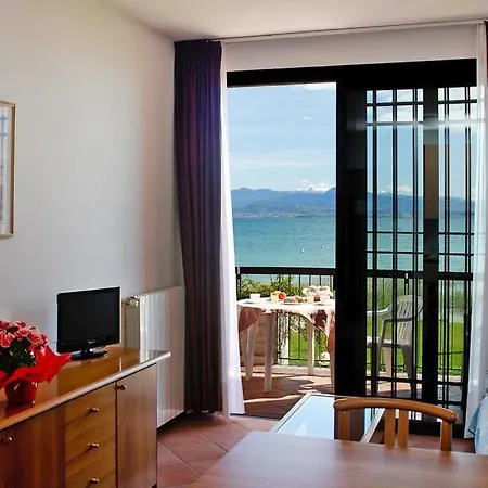 Virgilio Colombare Di - Igs021002-cya Sirmione